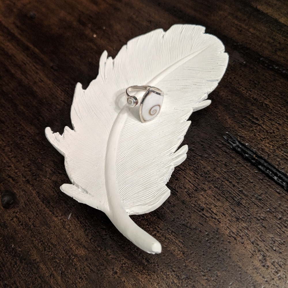 Sterling silver ring (stamped 925)